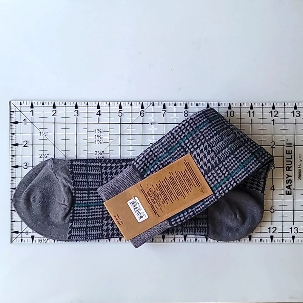 NWT 2 Pair J. Crew Men's Critter Socks, One Size (runs larger than expected) - Picture 5 of 10